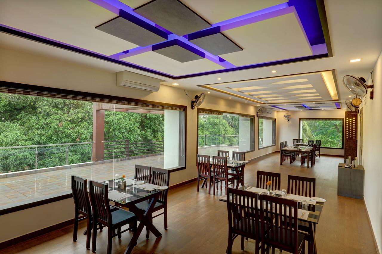 Nadhiyoram River Retreat Kochi Buitenkant foto